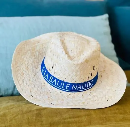 L'hallali A Centre Apartment